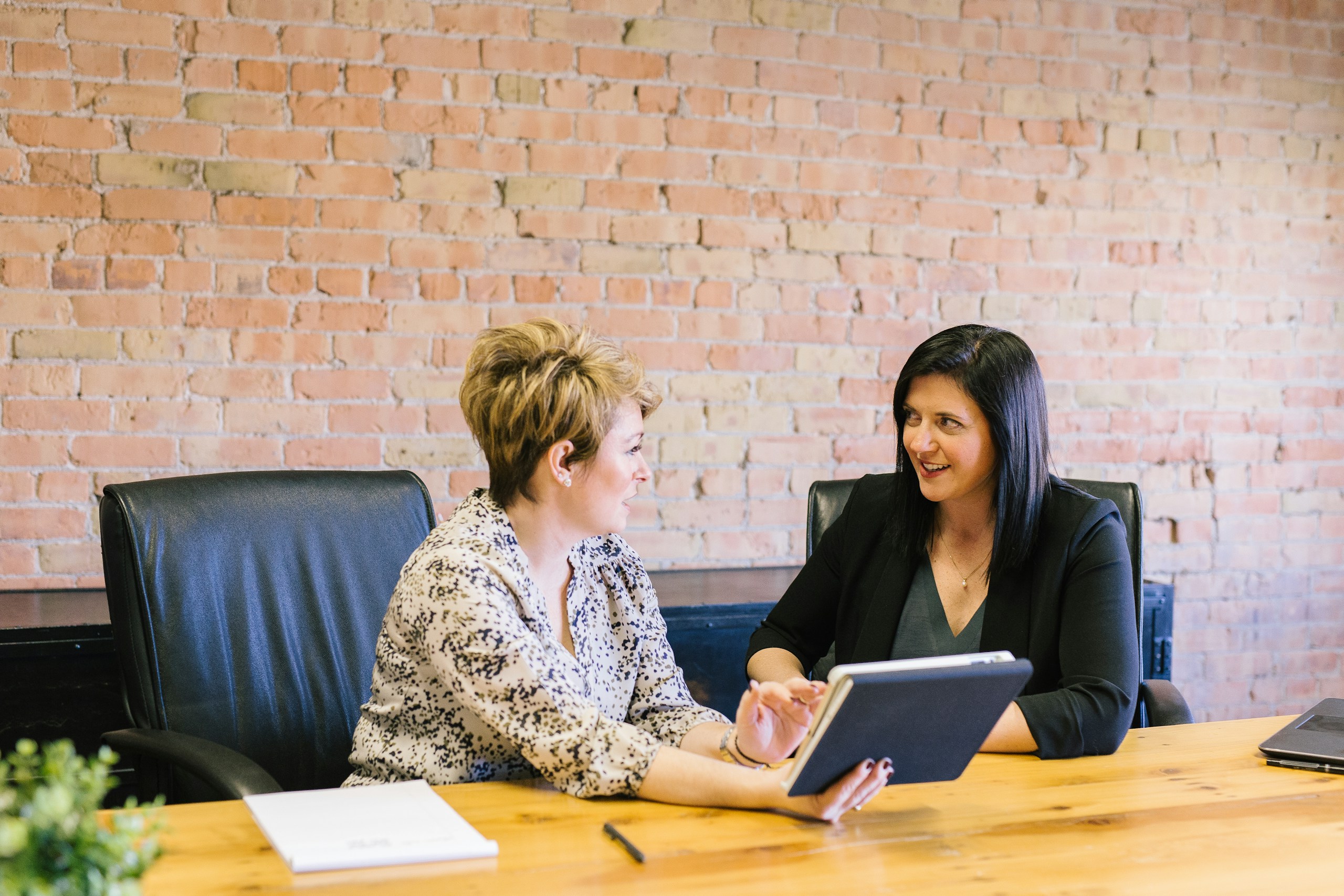 Modern talent acquisition services using AI to improve recruiting